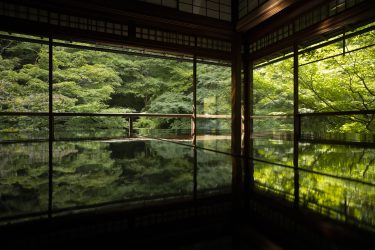 瑠璃光院